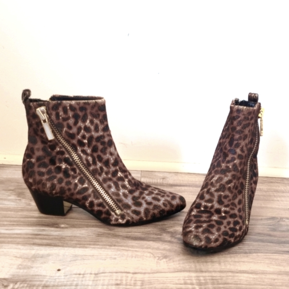 Size 6 Rachel Zoe fur leopard print ankle booties